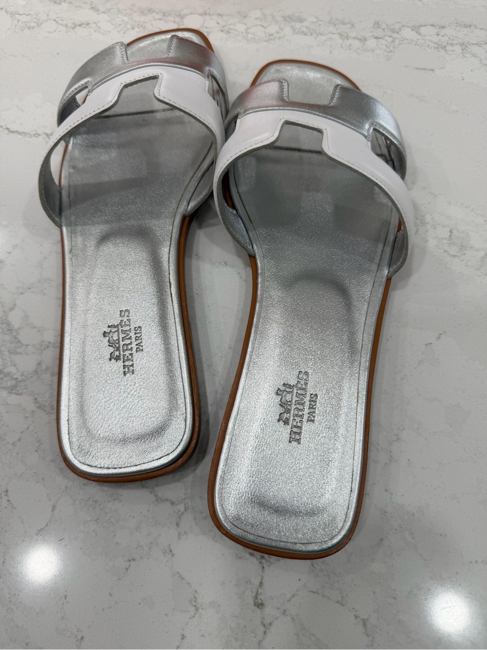Authentic Hermes Oran Sandals • Rare Metallic Edition • Size 40 - Picture 6 of 11